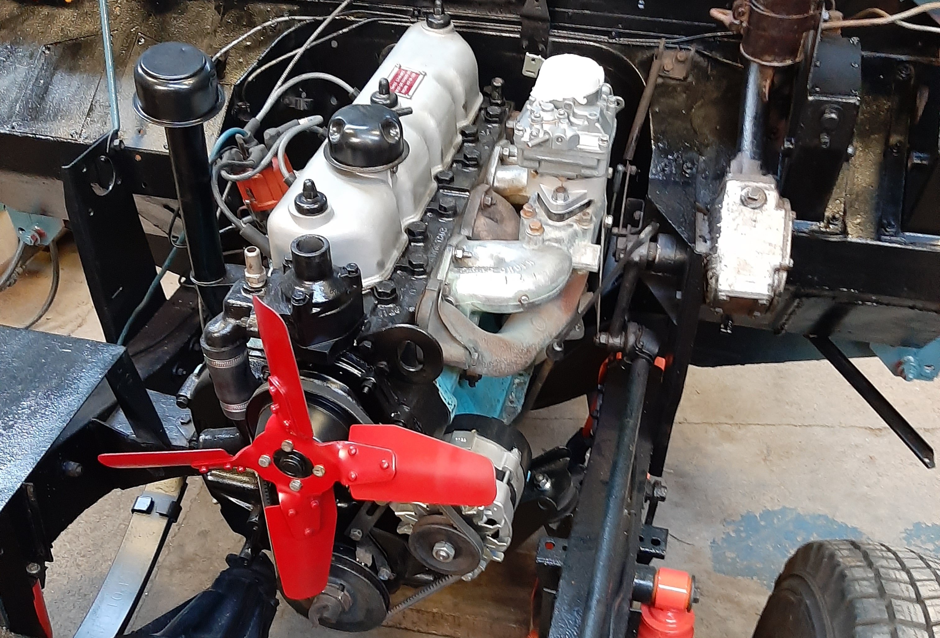 2.25L petrol engine Land Rover